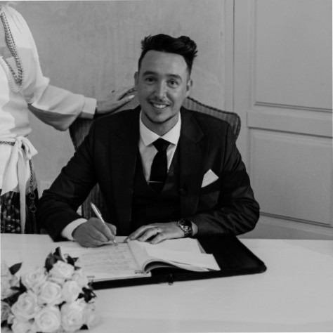 A profile picture depicting James Turnbull.